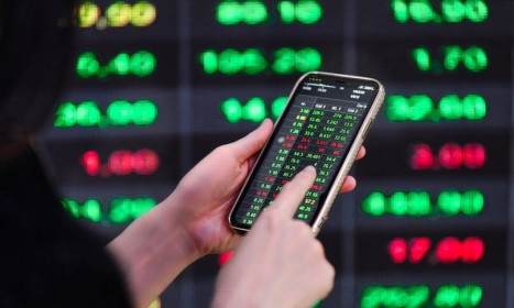 Đà hồi phục sẽ được củng cố nếu thị trường vượt kháng cự 1.240-1.250 điểm