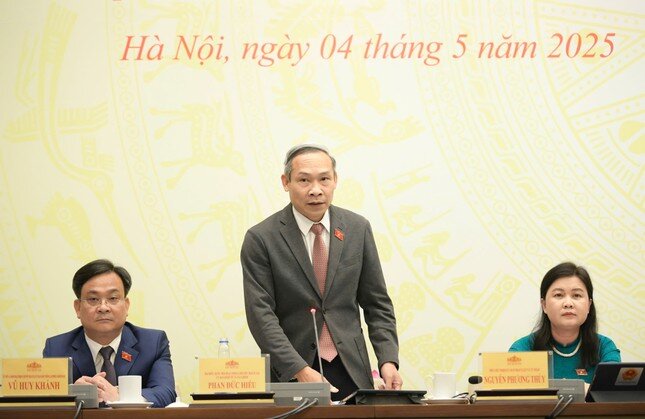 Nguồn tiền nào chi trả chế độ cho cán bộ, công chức sau sắp xếp?