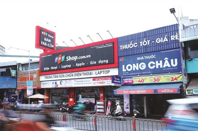 3 hiệp đấu của MWG & FRT