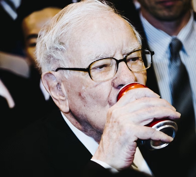 Warren Buffett học được gì từ những thương vụ thành công và thất bại lớn nhất của mình