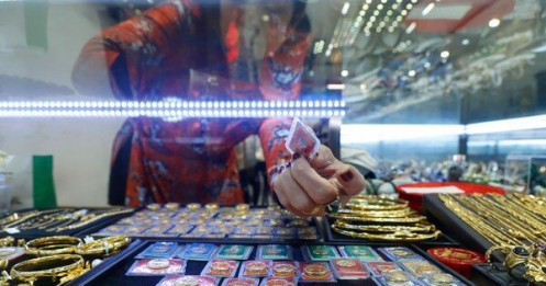 Có hiện tượng đầu cơ 'thổi giá' vàng