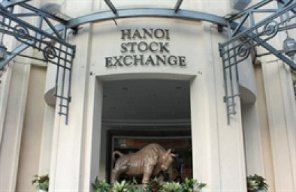 Thanh khoản HNX tăng 38% trong tháng 4