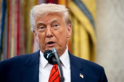 Ông Trump nói sẽ không hạ thuế quan với Trung Quốc để khởi động đàm phán