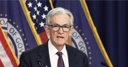 Fed giữ nguyên lãi suất, lo ngại nhiều rủi ro kinh tế
