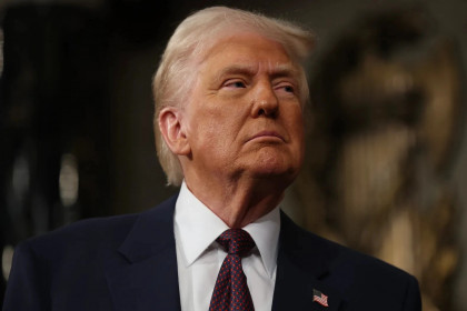 Xuất hiện dự luật cấm Trump và các nhà lập pháp kiếm tiền từ crypto