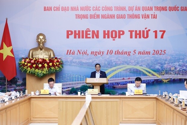 Thủ tướng: Quyết tâm không đổi mục tiêu với các dự án trọng điểm GTVT