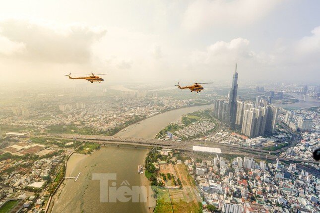 Sáp nhập TPHCM với Bình Dương và Bà Rịa - Vũng Tàu: Có nên xuống tiền mua đất? ảnh 1