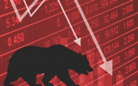 HOSE tháng 4: Hầu hết chỉ số ngành giảm điểm, trừ bất động sản