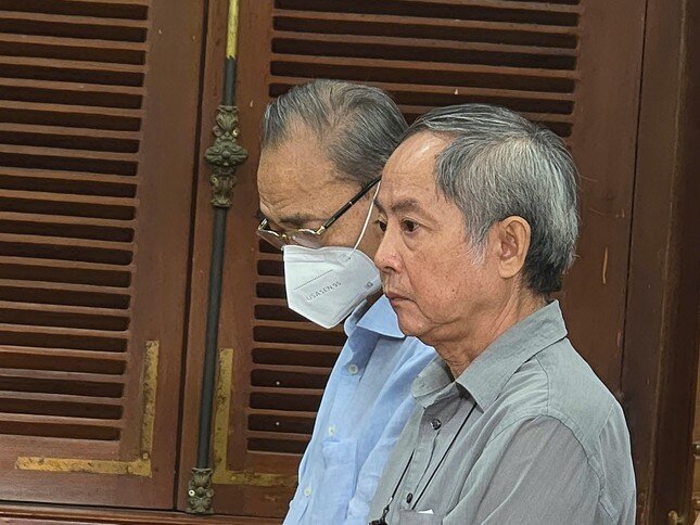 Xét xử nhóm cựu lãnh đạo Vinafood 2 chuyển nhượng trái phép khu ‘đất vàng' tại TPHCM