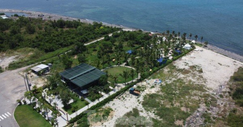 Ngang nhiên xây khu trải nghiệm du lịch 'khủng' trên đất rừng sản xuất