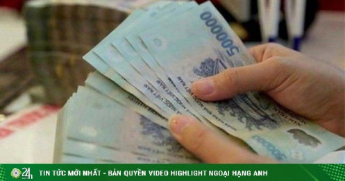 Lãi tiết kiệm tăng trở lại, mang 100 triệu đồng gửi ngân hàng nhận được bao nhiêu tiền lãi?