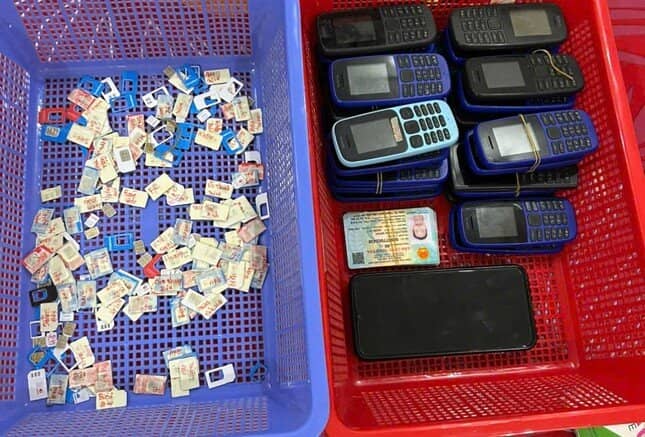 Bắt hai đối tượng dùng ứng dụng vay tiền lừa hơn 3,2 tỷ đồng