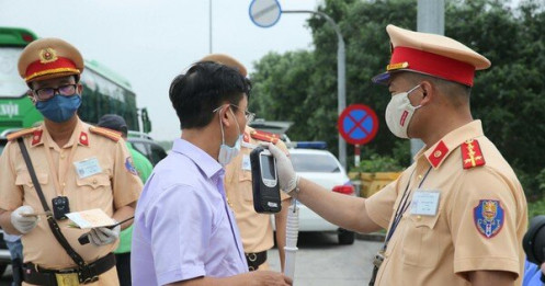 Vi phạm giao thông ở Hà Nội và các thành phố lớn có thể bị mức phạt tiền gấp đôi