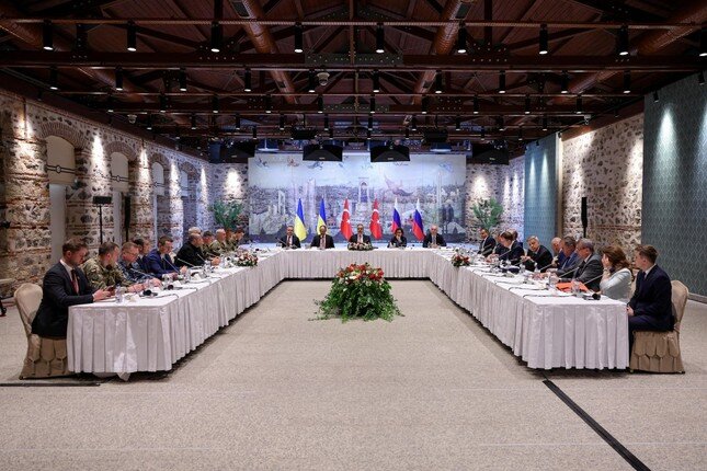 Ukraine tham vấn các đồng minh phương Tây sau cuộc đàm phán với Nga ảnh 1
