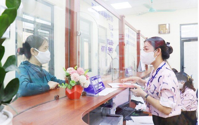 Nhận tiền hỗ trợ nghỉ hưu sớm thế nào?