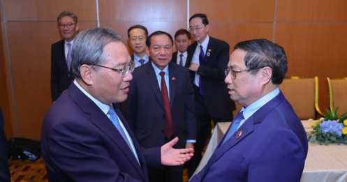 Thủ tướng Phạm Minh Chính đề nghị Trung Quốc dành ưu tiên hàng đầu cho hợp tác đường sắt