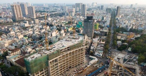 Không thể gỡ nợ xấu nếu tín dụng bất động sản 'đóng băng'