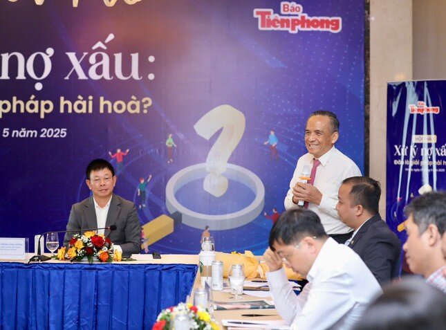 Không thể gỡ nợ xấu nếu tín dụng bất động sản đóng băng ảnh 2