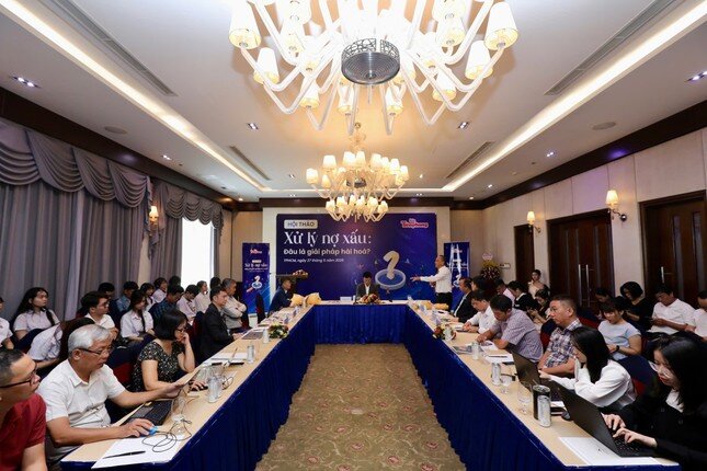 Không thể gỡ nợ xấu nếu tín dụng bất động sản đóng băng ảnh 3