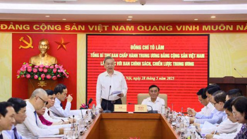 Tổng Bí thư: Đổi mới toàn diện cơ chế quản lý thị trường vàng, chuyển từ “siết để kiểm soát” sang “mở để quản trị”