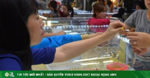 Giá vàng hôm nay 28-5: Sụt giảm mạnh