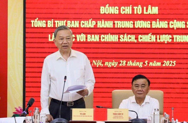 Tổng Bí thư Tô Lâm: Xóa bỏ thế độc quyền nhà nước về vàng miếng một cách có kiểm soát