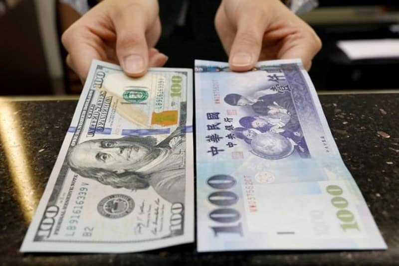Sự thống trị của đồng USD đang suy yếu ở châu Á