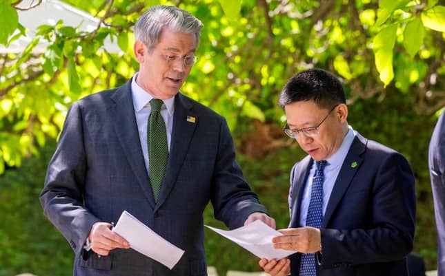 Đàm phán thuế quan Mỹ - Trung vấp ‘đá tảng’