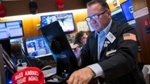 Phố Wall tăng điểm khởi động tháng 6