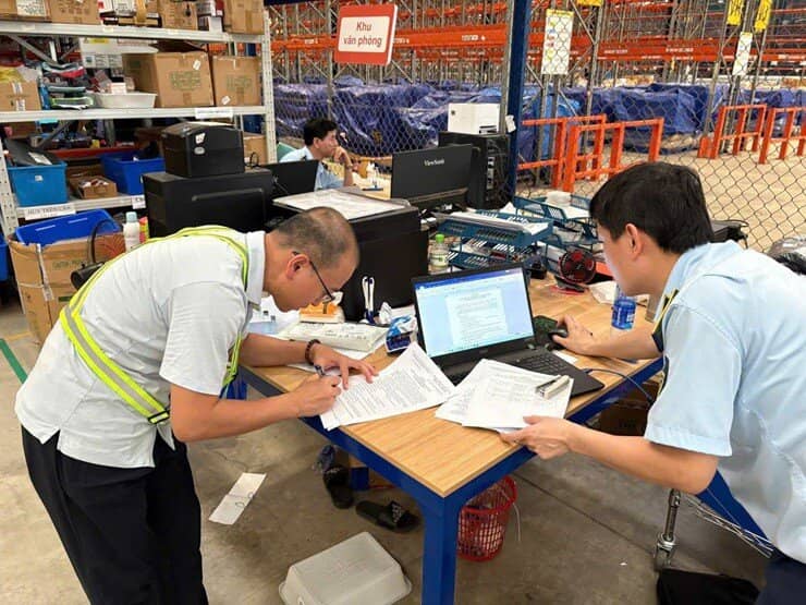 Ông chủ của kho hàng hơn 220.000 sản phẩm nhập lậu tại Bắc Ninh là ai?