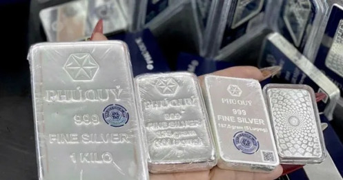 Giá bạc bật tăng, thị trường bạc nhộn nhịp trở lại