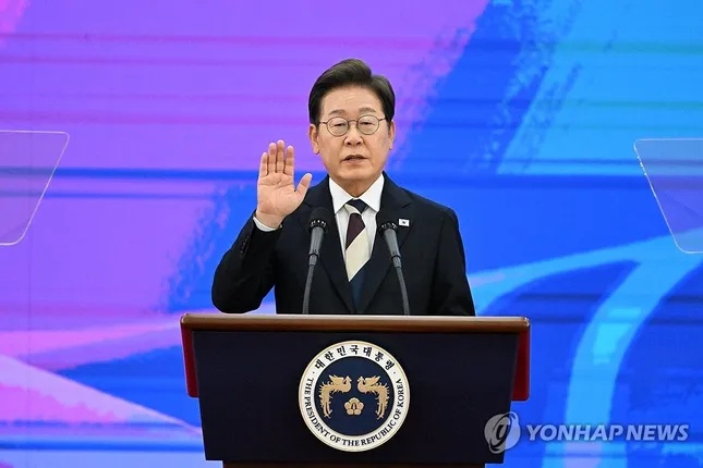 Tân tổng thống Hàn Quốc cam kết hàn gắn đất nước và phục hồi kinh tế ảnh 1