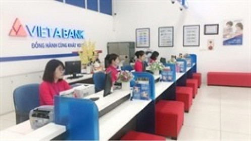 Công ty liên quan Phó Chủ tịch VietABank muốn thoái bớt vốn