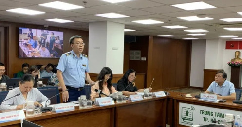 Quản lý thị trường nói gì việc hàng giả 'đại náo' Saigon Square?