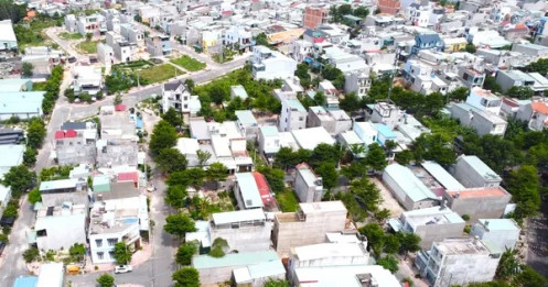 Tin lời 'cò đất', hàng trăm cư dân mua đất dự án điêu đứng