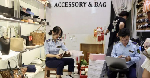 Phạt nặng 2 đơn vị kinh doanh hàng Hermès, Chanel dởm