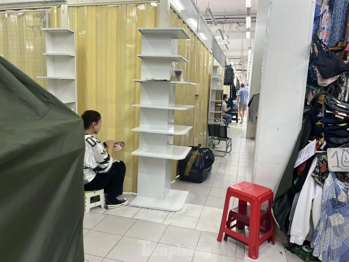 Cảnh chưa từng thấy tại những 'thiên đường mua sắm' ở TPHCM