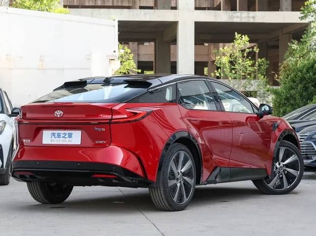 Toyota bán thêm xe điện giá rẻ ảnh 3