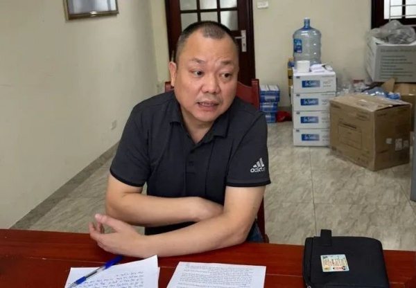 Bắt giam "Tùng Moscow" vì tội buôn lậu