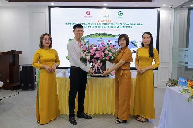 Tân Tổng Giám đốc CTP mạnh tay gom 1.8 triệu cp