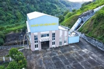 Cổ đông lớn SHP đã mua hơn 5 triệu cp từ khối ngoại?