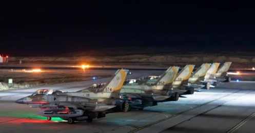 Israel huy động hơn 200 máy bay chiến đấu trong cuộc tấn công Iran