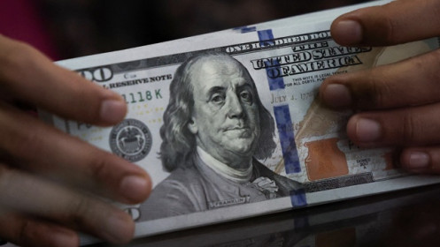 Mối lo thuế quan khiến đồng USD rớt giá xuống đáy 3 năm