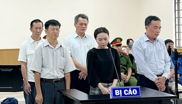 Nhiều cựu cán bộ ngân hàng lĩnh án tù vì thiếu trách nhiệm gây hậu quả nghiêm trọng