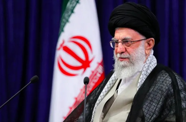 Iran tuyên bố Israel sẽ phải 'trả giá đắt', Nhà Trắng họp khẩn