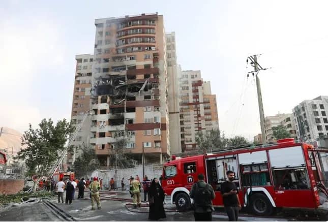 Tình báo Israel tuồn vũ khí vào Iran trước khi ra đòn tấn công tàn khốc ảnh 2