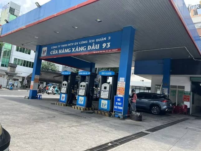 Nhiều nơi 'nói không' với chuyển khoản, cơ quan thuế lưu ý gì?