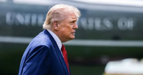 Tổng thống Mỹ Trump mắc kẹt trong những phép tính rối rắm với Iran