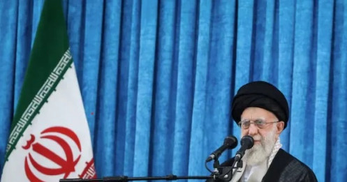 Đại giáo chủ Iran Khamenei ngày càng đơn độc