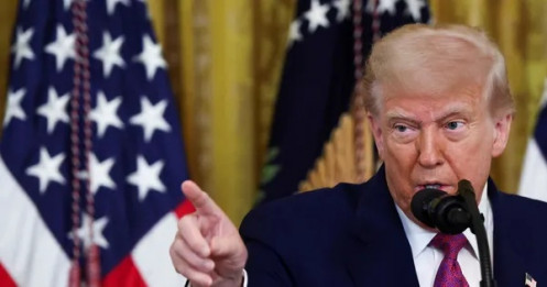 Tổng thống Mỹ yêu cầu Iran đầu hàng vô điều kiện; Lãnh tụ Tối cao Iran nói 'trận chiến bắt đầu’